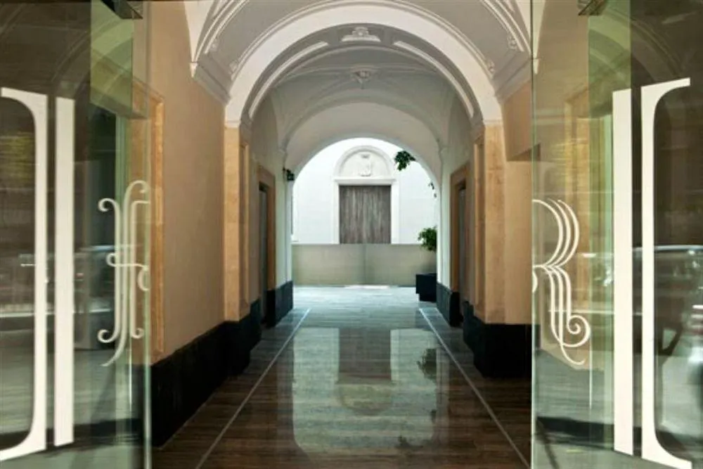 Hotel Romano House Katania 4*,